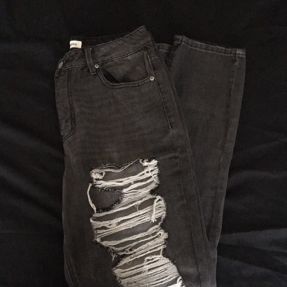 Gray riped jeans! - Picture 1 of 6